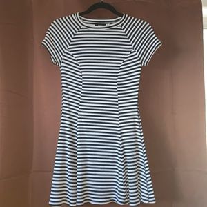BDG XS Skater dress black & white striped